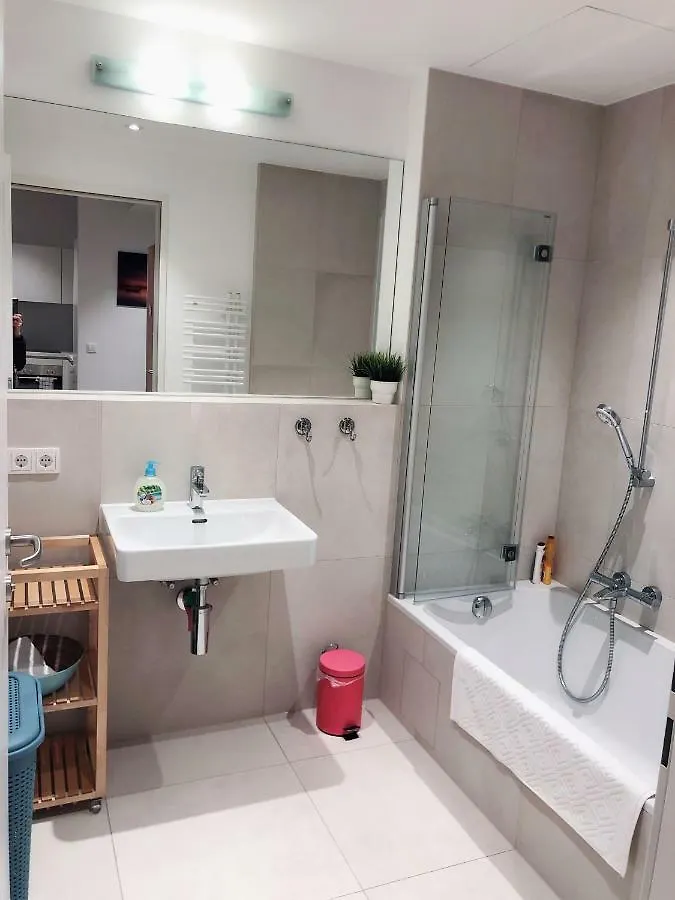 Wohnung Direkt Am Hauptbahnhof Vienna 0*,
